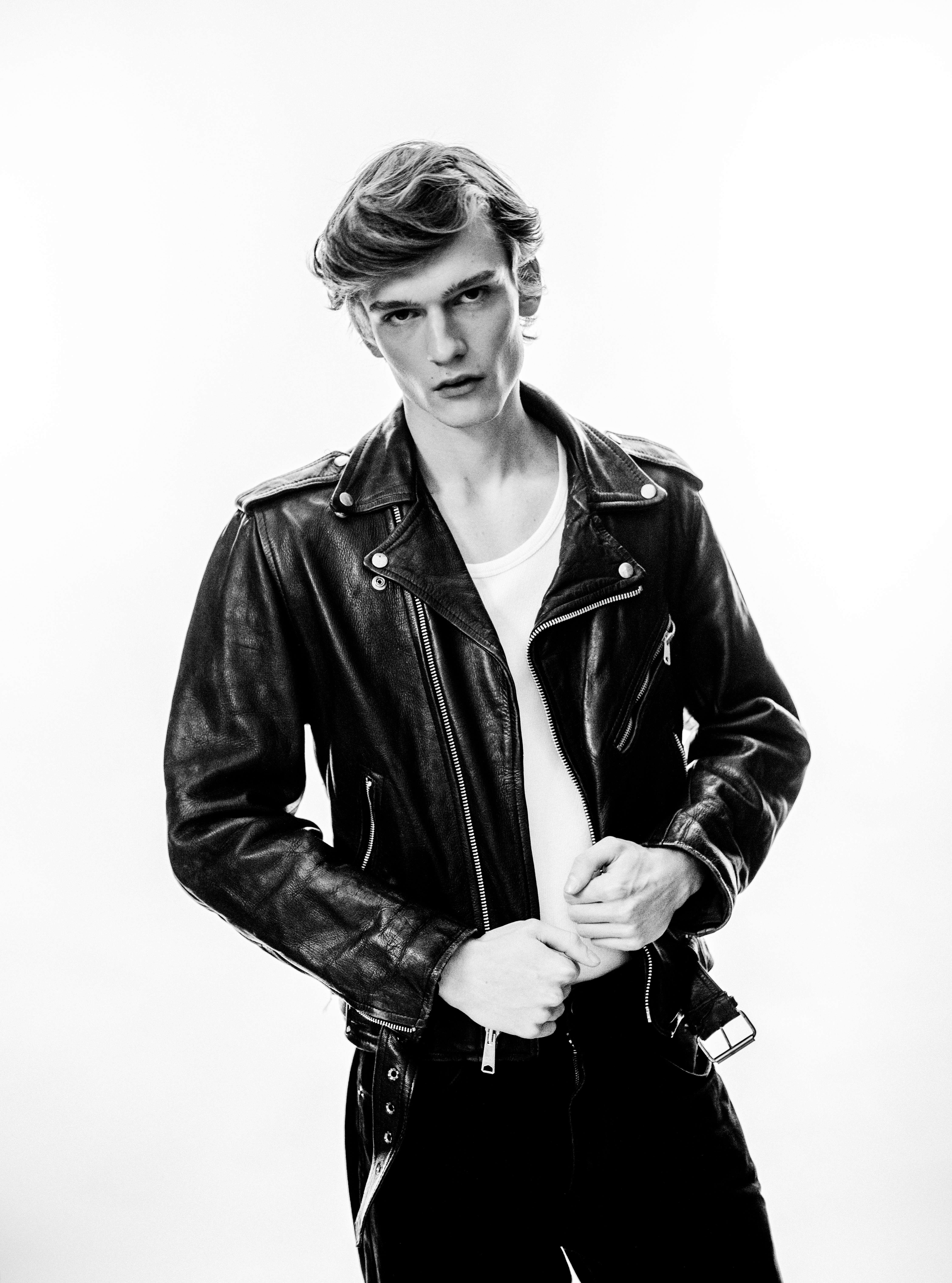 Simonas Memėnas look 7