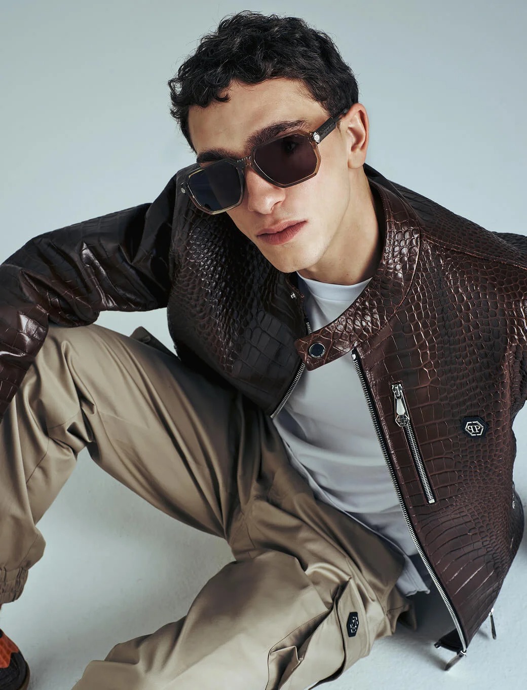 William Cardone look 4