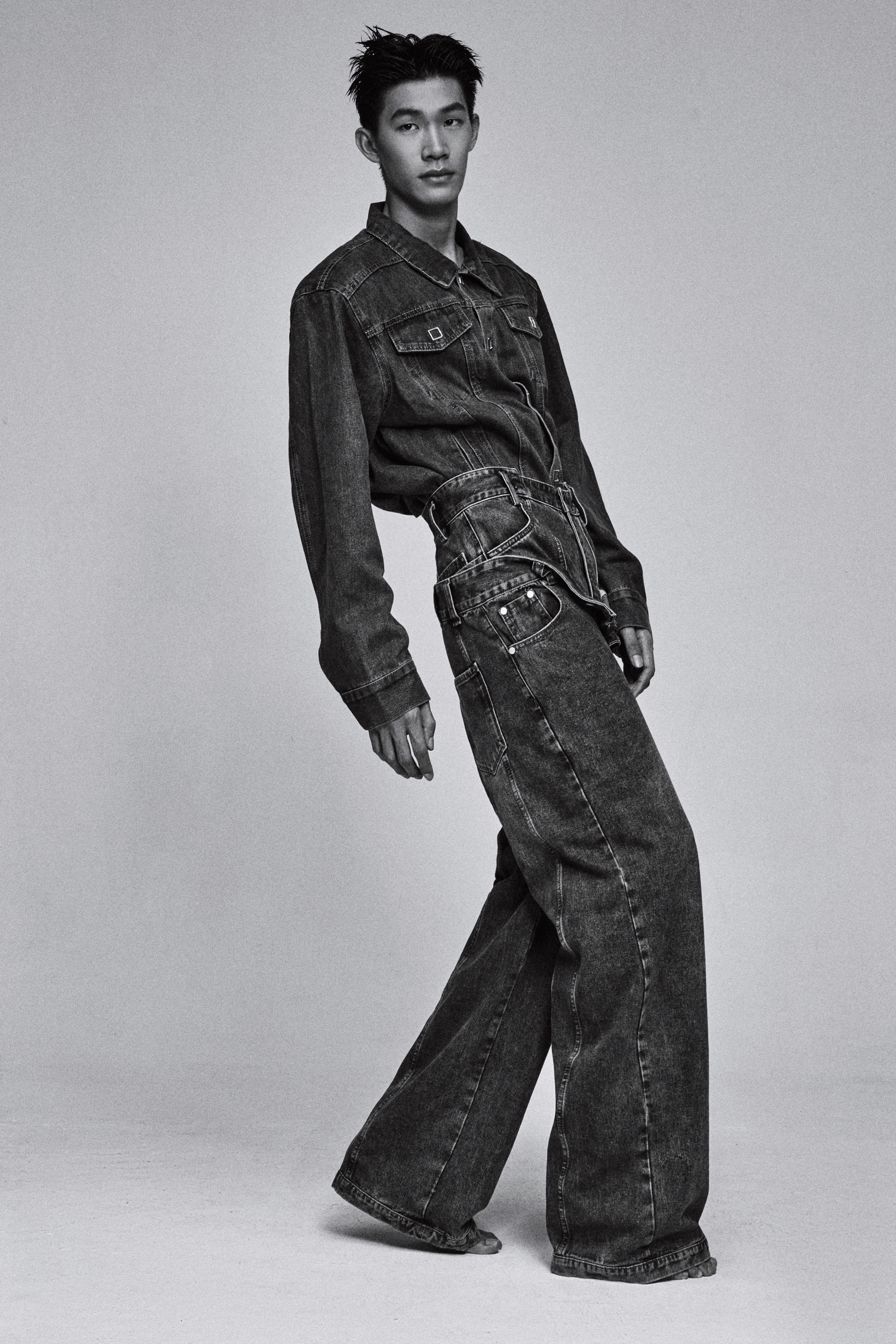 ZHENG XIONG look 6
