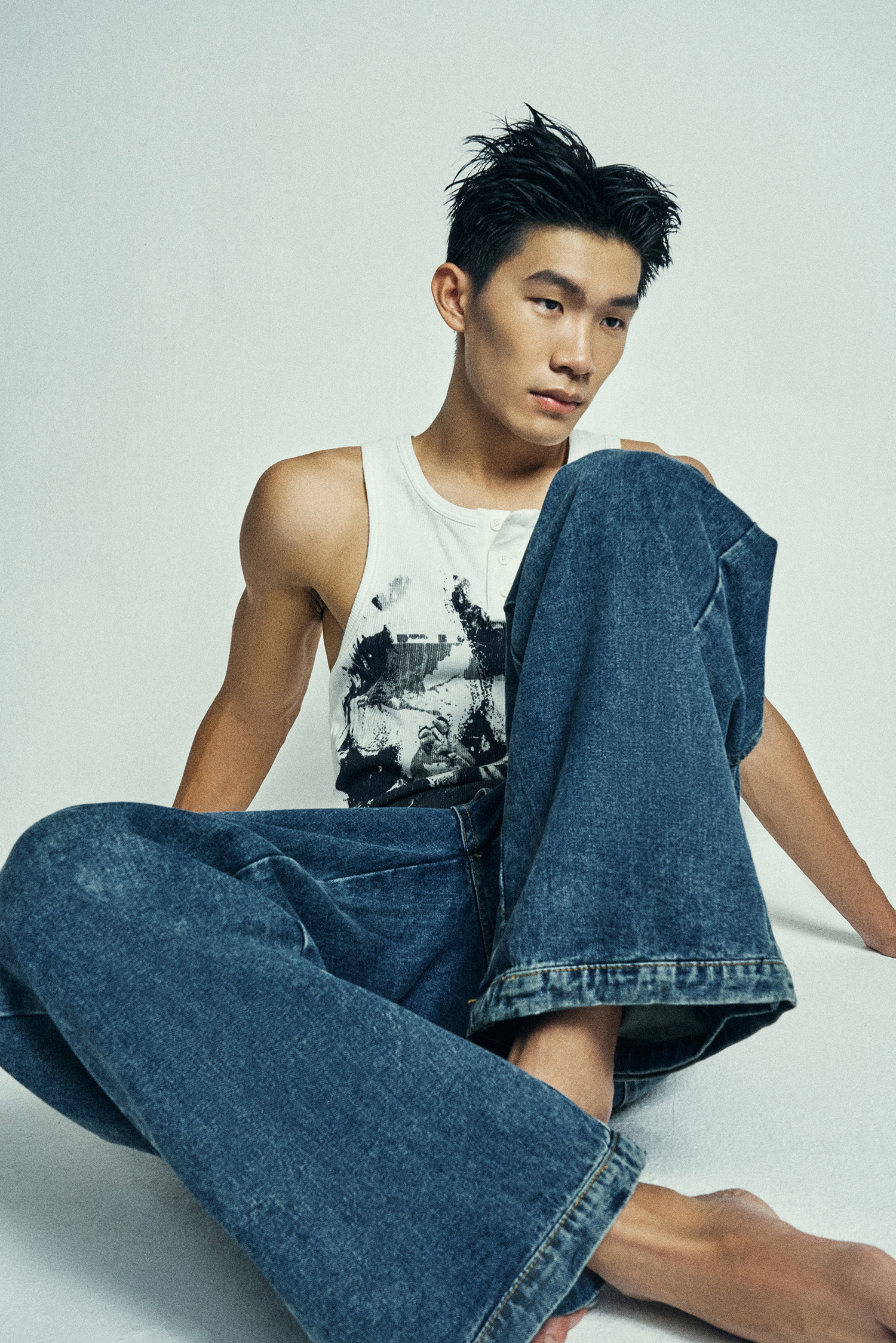ZHENG XIONG look 2