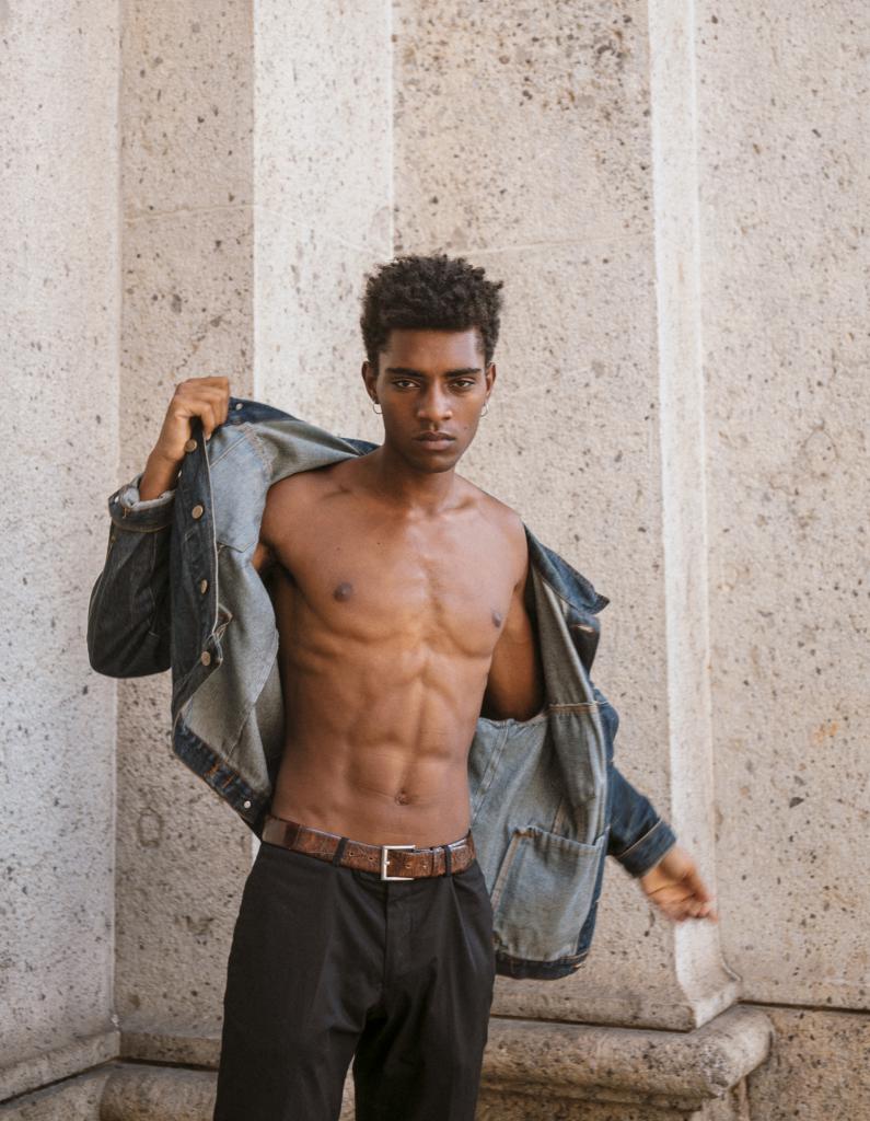 Emmanuel Maria  Leonardi look 24