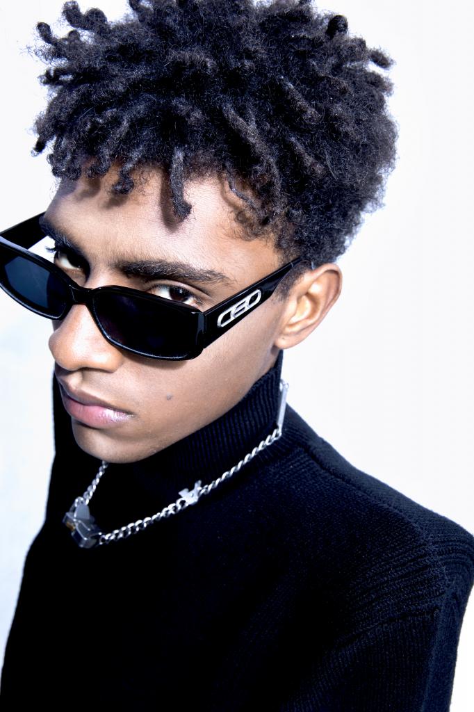 Emmanuel Maria  Leonardi look 12