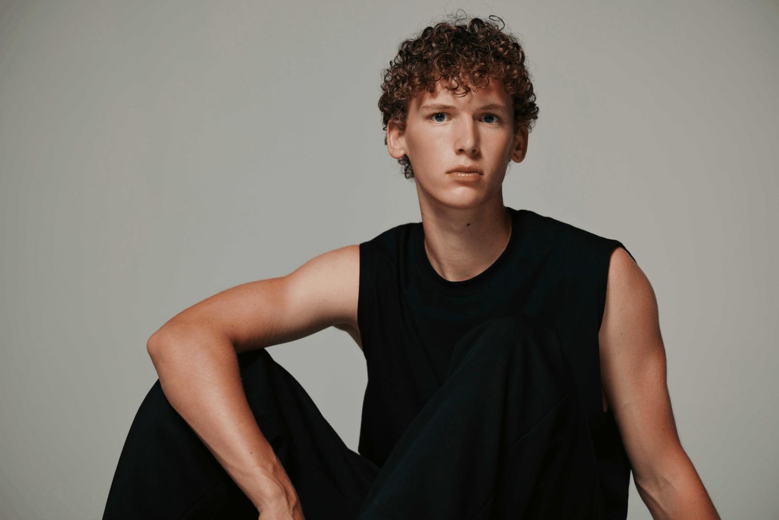 Samuel Schmid look 15