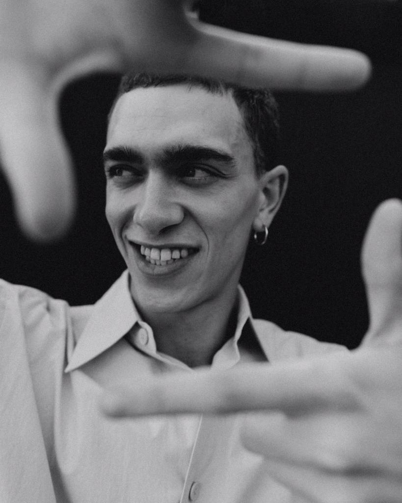 William Cardone look 34