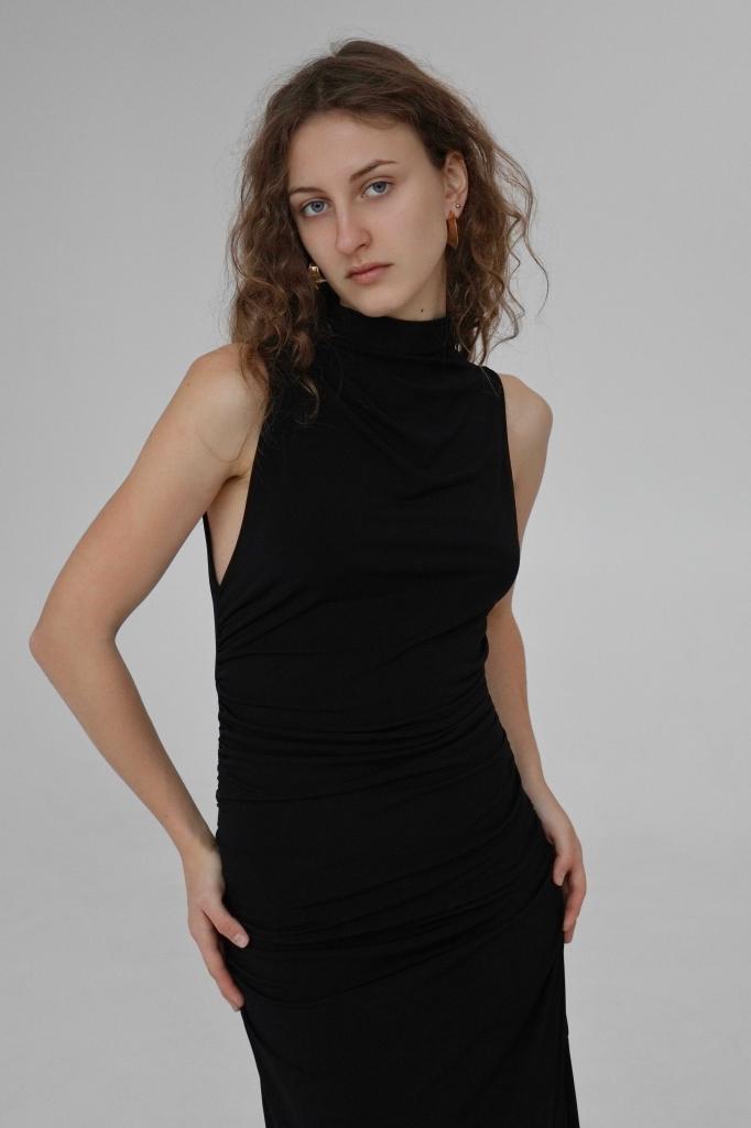 Anisia Andrienko look 12