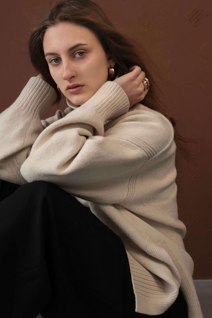 Anisia Andrienko look 5