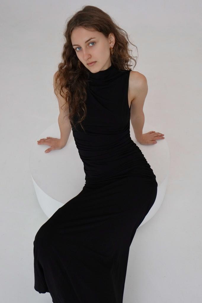 Anisia Andrienko look 11