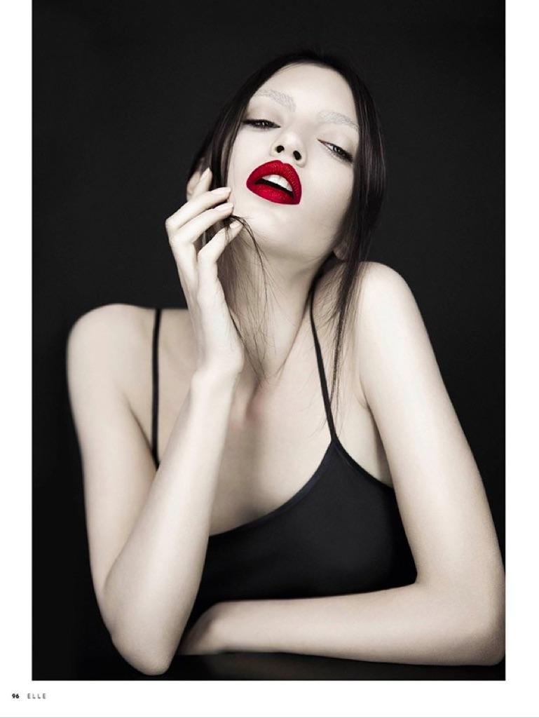 Aurora Sulejmani look 59