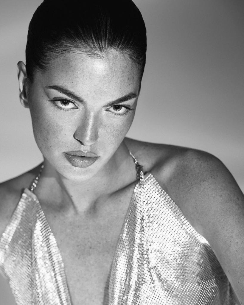 Aurora Sulejmani look 11