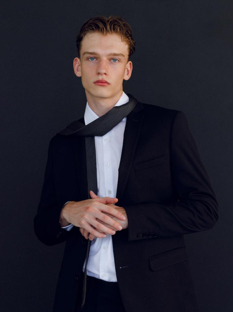 Simonas Memėnas look 14