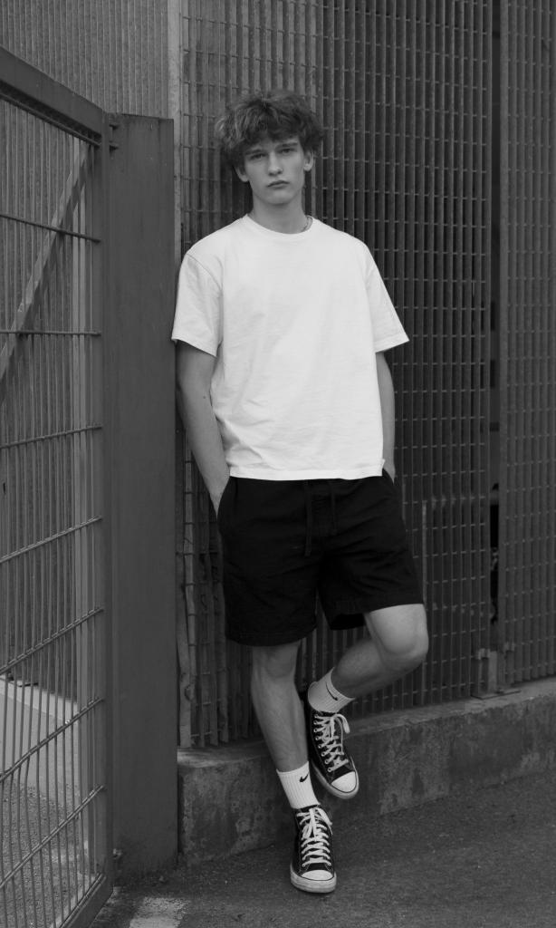 Simonas Memėnas look 17