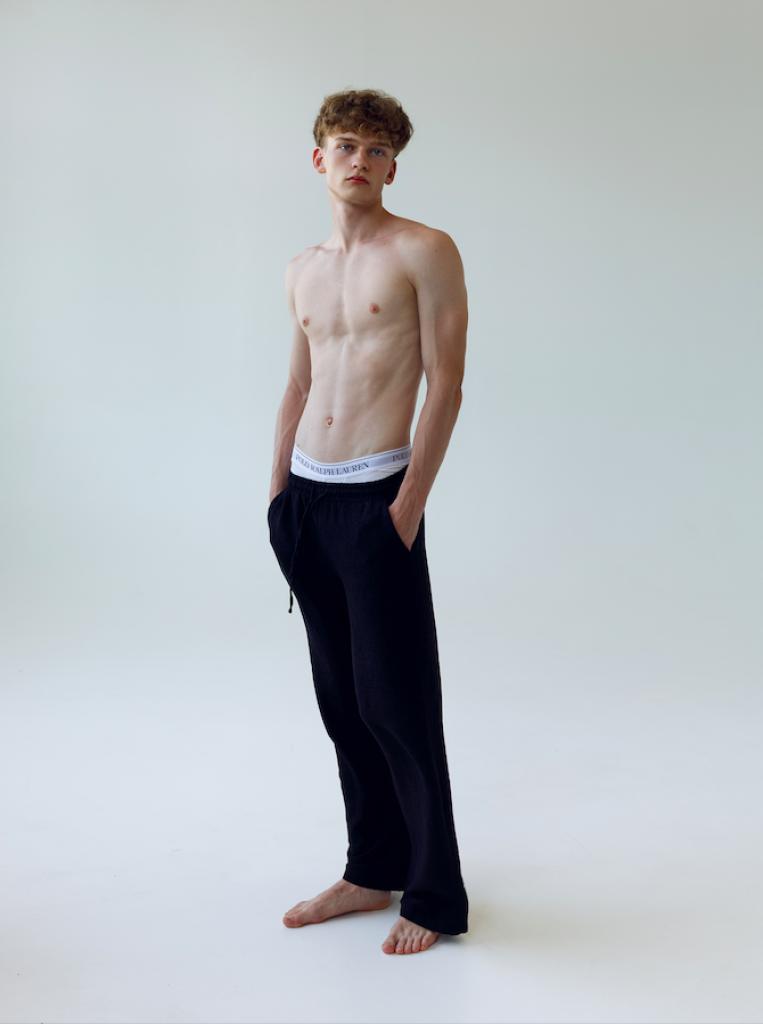 Simonas Memėnas look 10