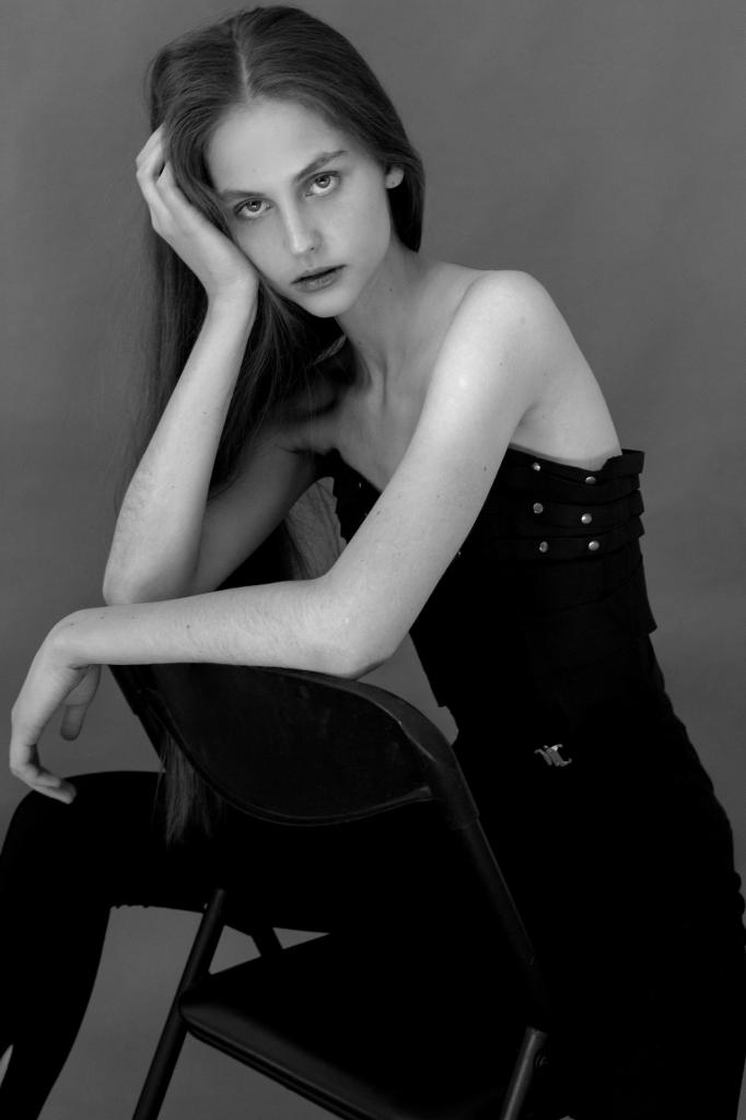 Anastasiia Antonova look 3