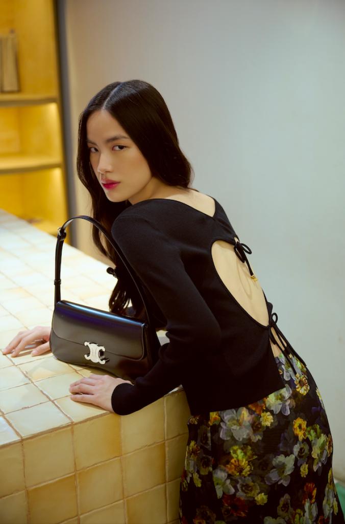 Charlotte Chrysantha look 3