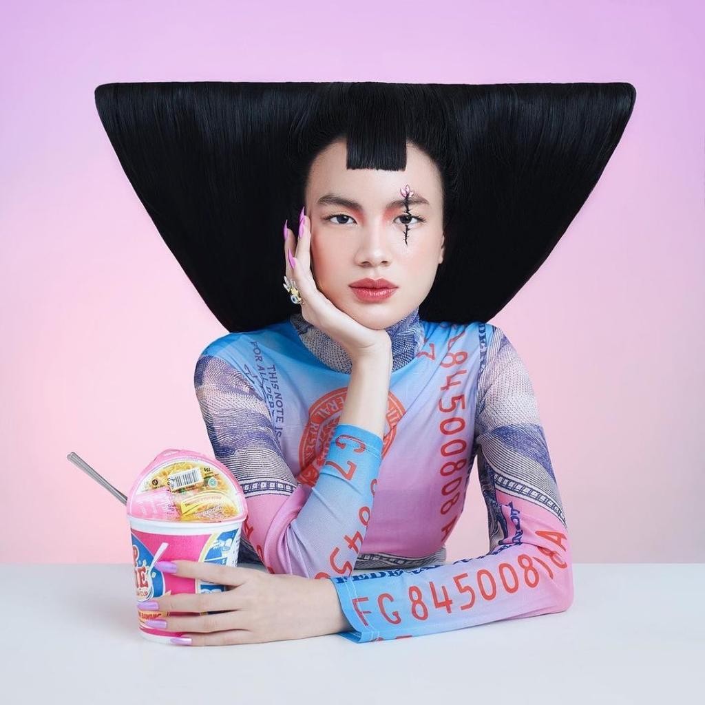 Charlotte Chrysantha look 21