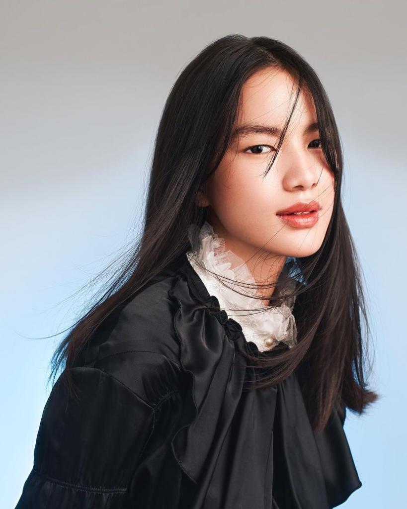 Charlotte Chrysantha look 20