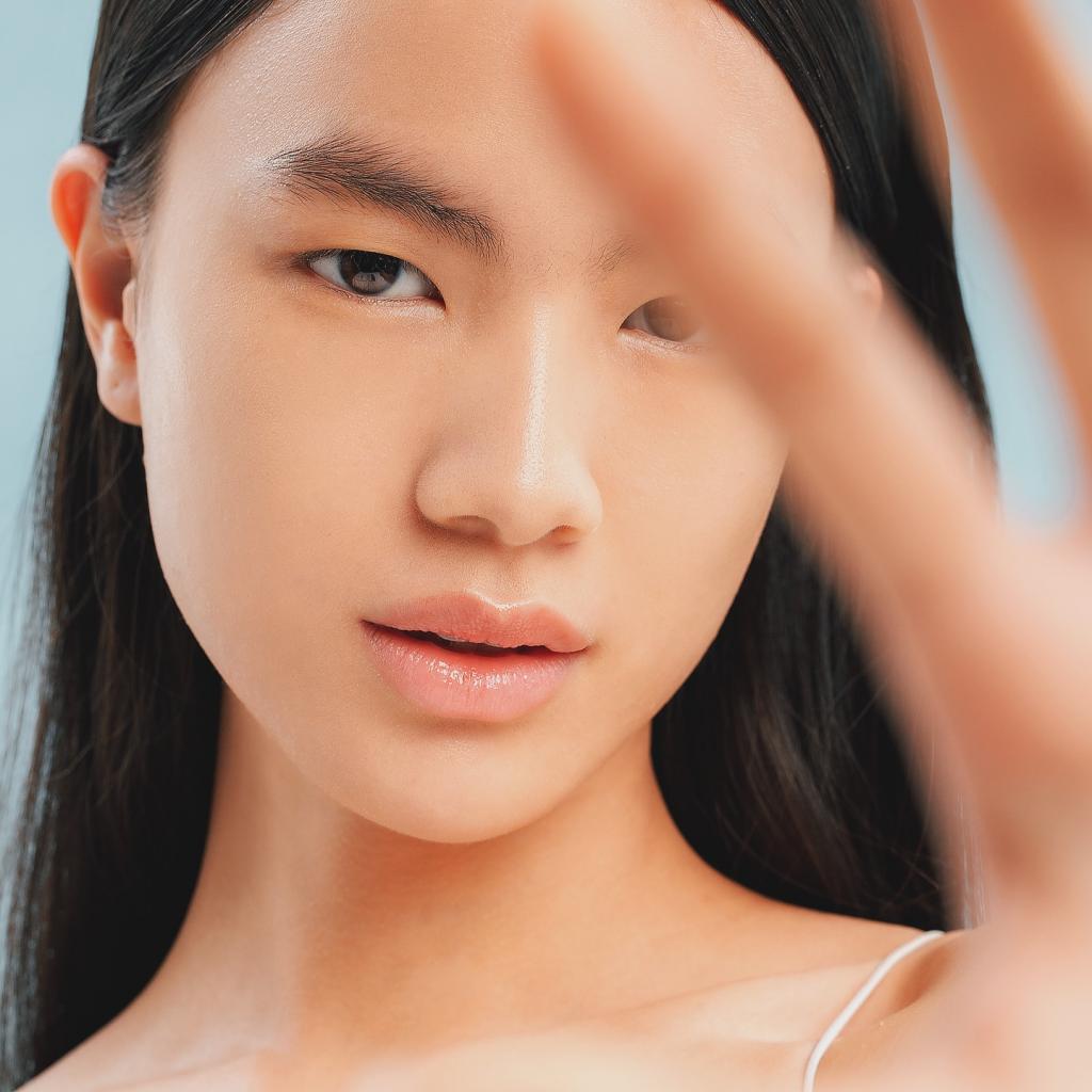 Charlotte Chrysantha look 42