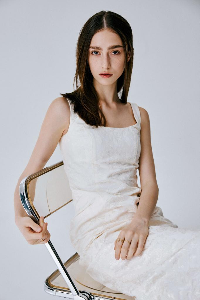 Mariam Barliani look 1