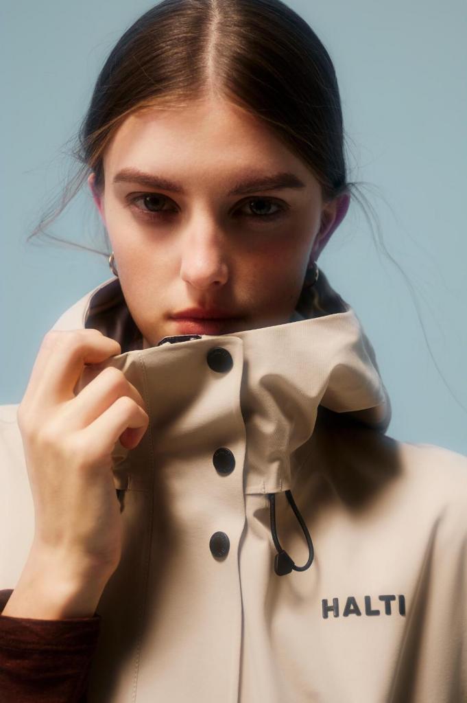 MARYIA VALASOVICH look 39