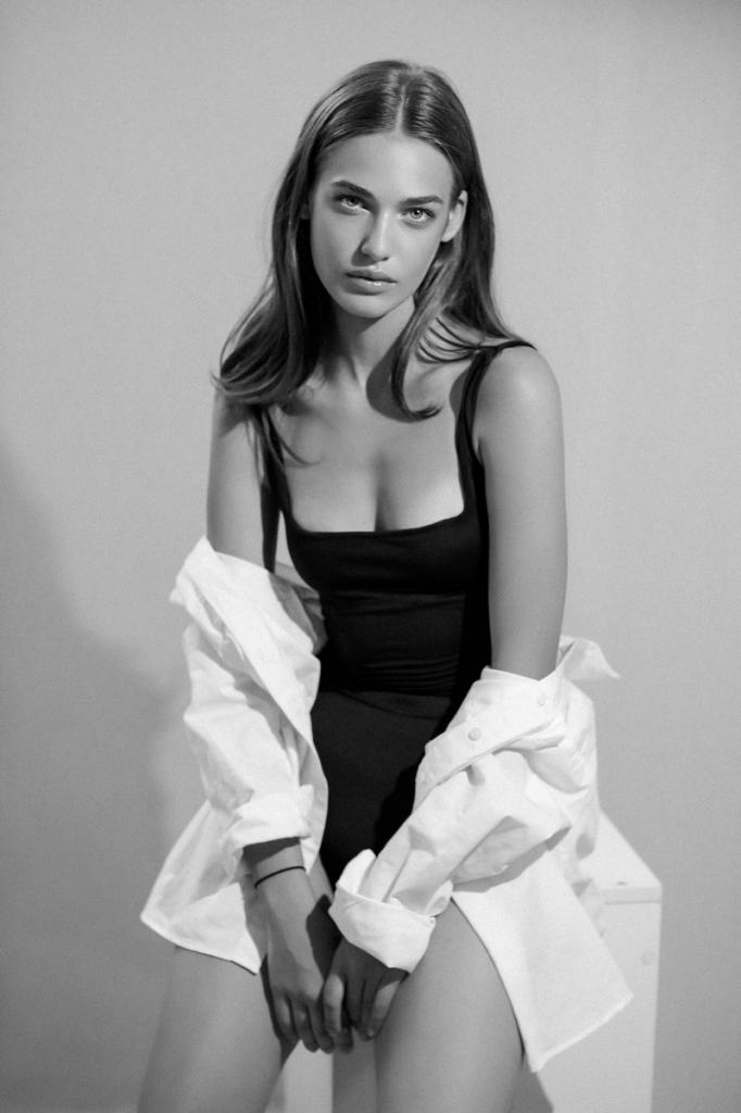 Ema Revishvili look 48