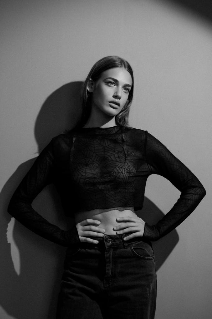 Ema Revishvili look 44