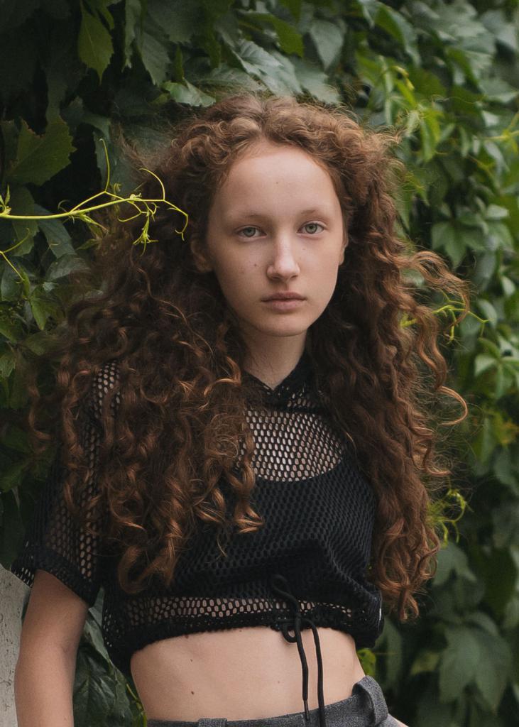 Katya Stragis look 16