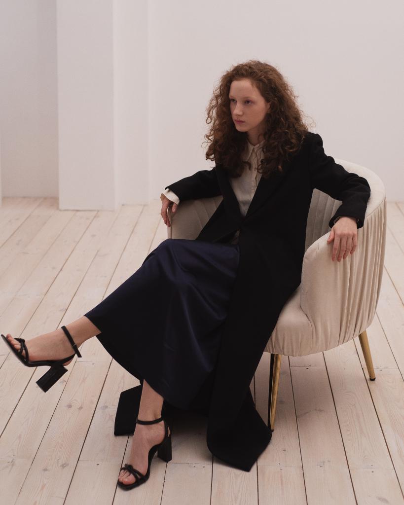 Katya Stragis look 11