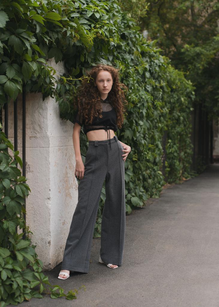 Katya Stragis look 19